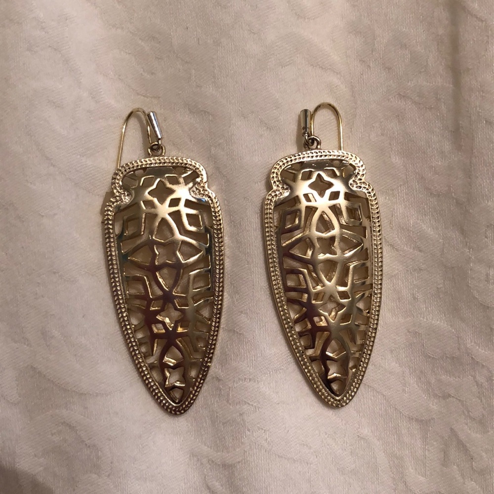 Kendra Scott Filigree Arrow Drop Earrings